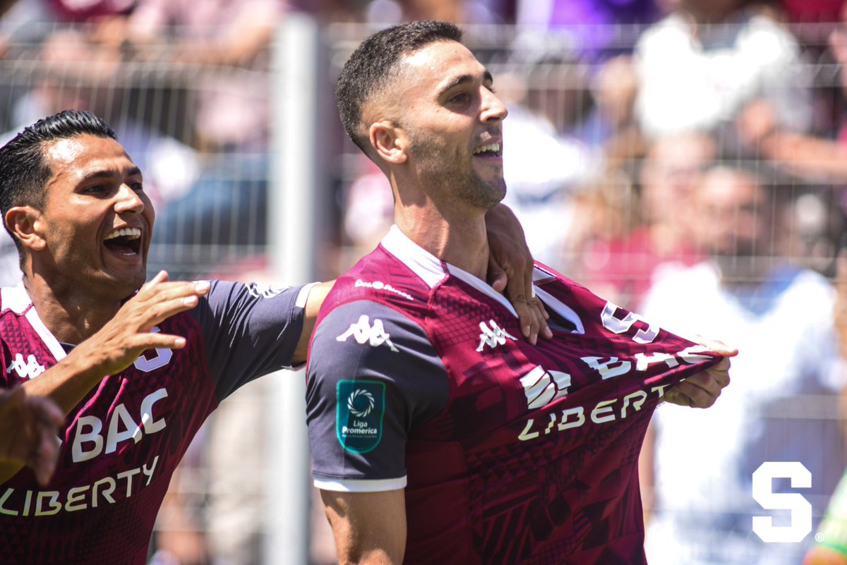 Imaginate debutar con gol en un clasico y en la saprihora
El debut más Saprissa que he visto
