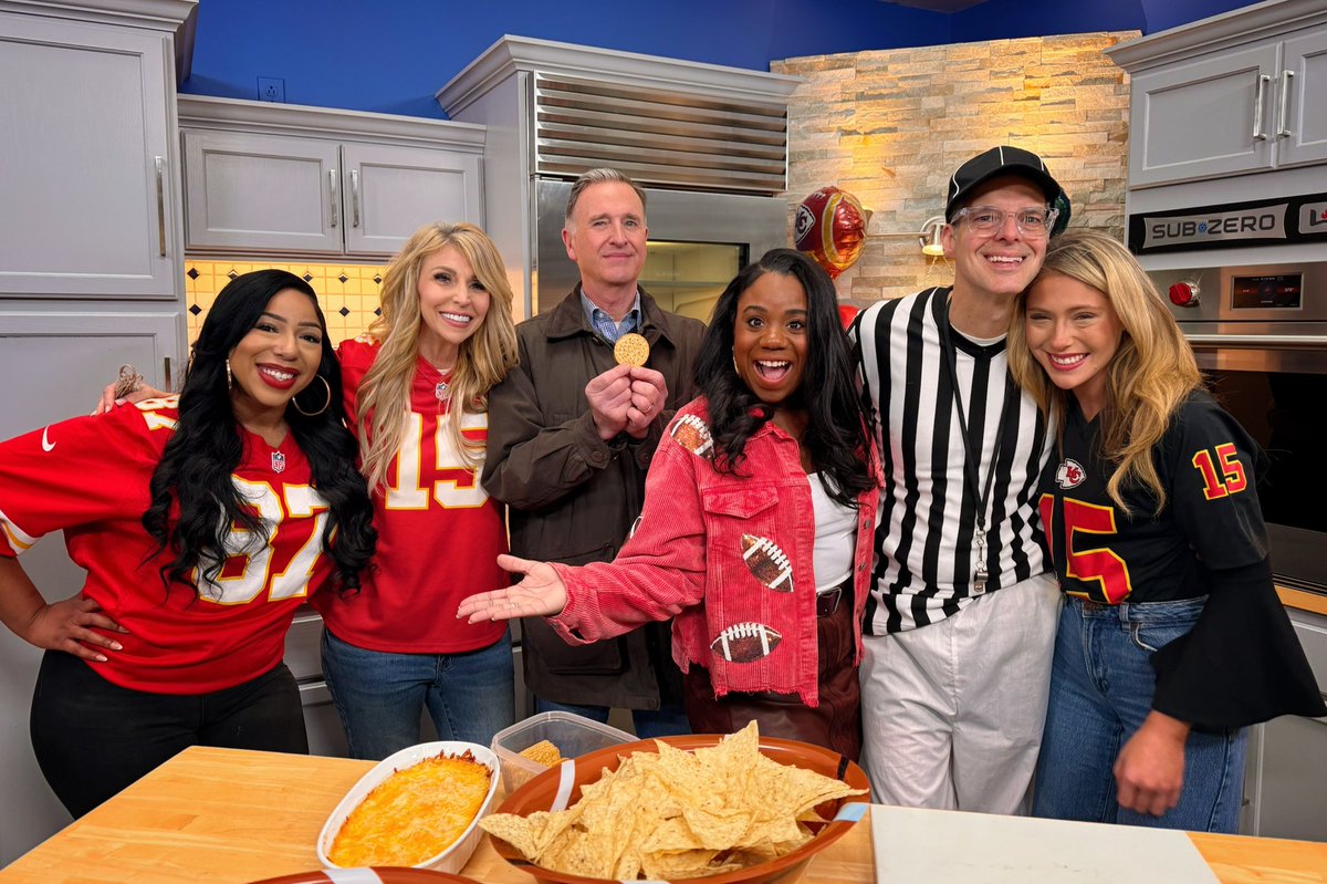 Party Central at Fox 2 this morning! Your morning crew is kickstarting the day with grub, gridiron action, and a whole lot of shenanigans! Who do you think will step up to the plate and win Super Bowl 59? <a href="/FOX2now/">FOX2now</a> <a href="/TimEzellTV/">Tim Ezell</a> <a href="/PERTZFOX/">John Pertzborn</a> <a href="/BeingBlairLedet/">Blair Ledet</a> <a href="/ChelseaHayesTV/">Chelsea Hayes</a>