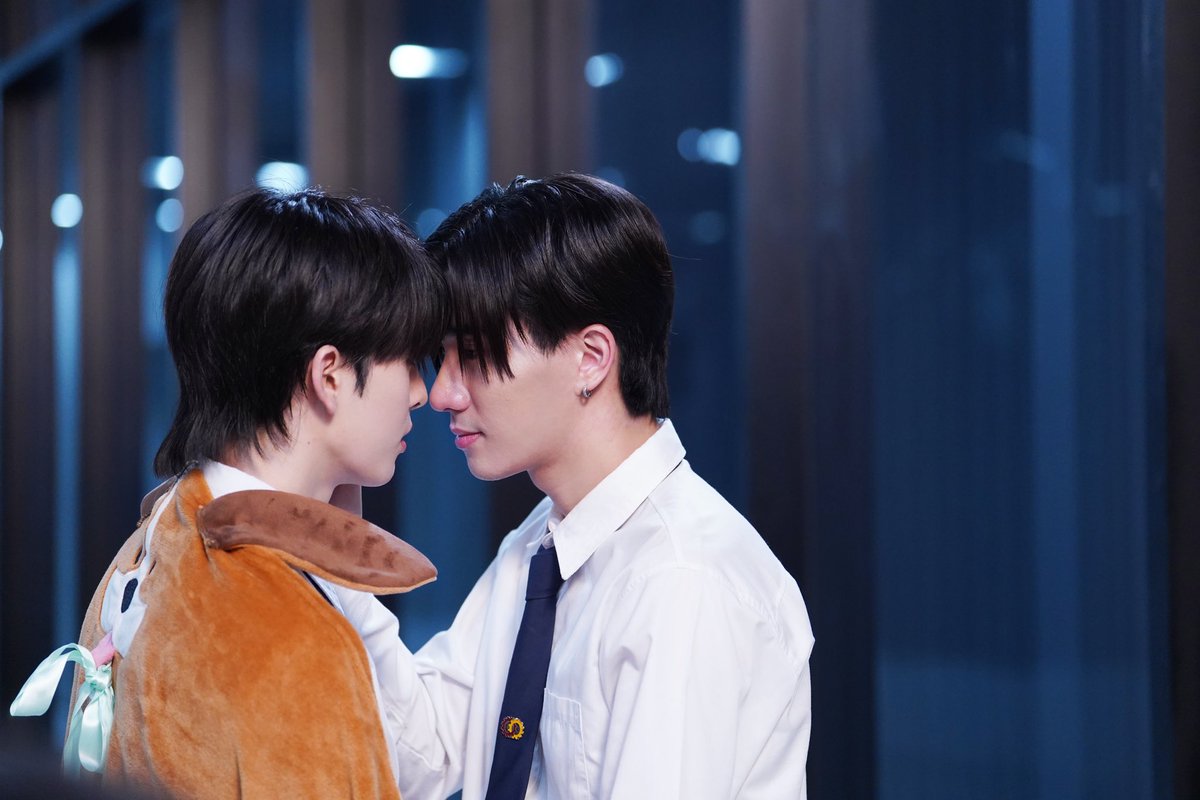 อยู่ผูกไทให้กันแบบนี้ ตลอดไปเลยนะ 

#Perfect10LinersEP16 
<a href="/perthppe/">PERTHPPE</a> <a href="/Ppsanta/">Santapp</a>