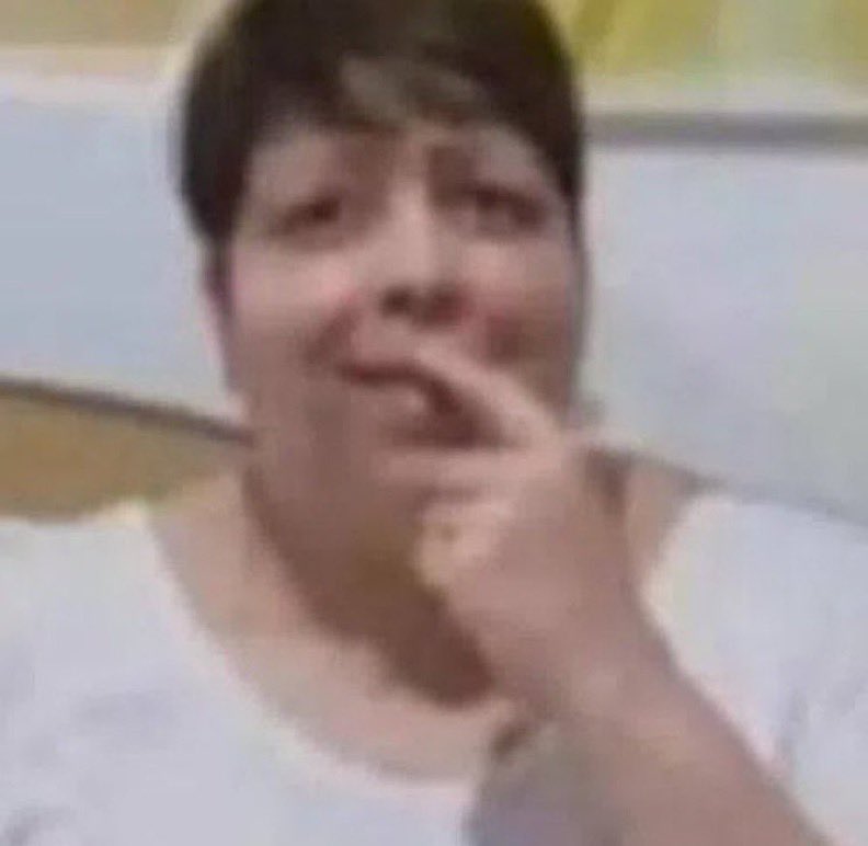 midpeter's tweet image. NÃO abram o perfil do kanye west no twitter