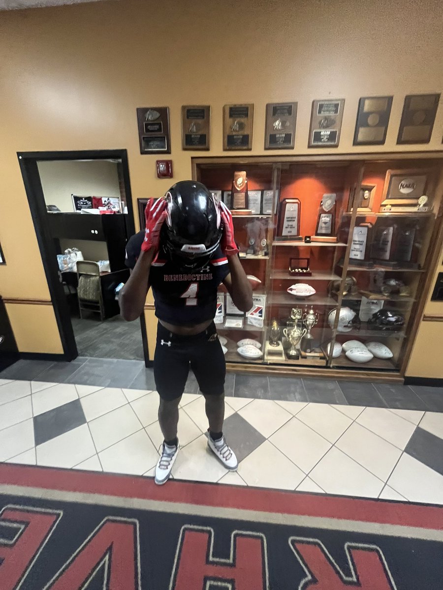 DeAngelo Baylis tweet media