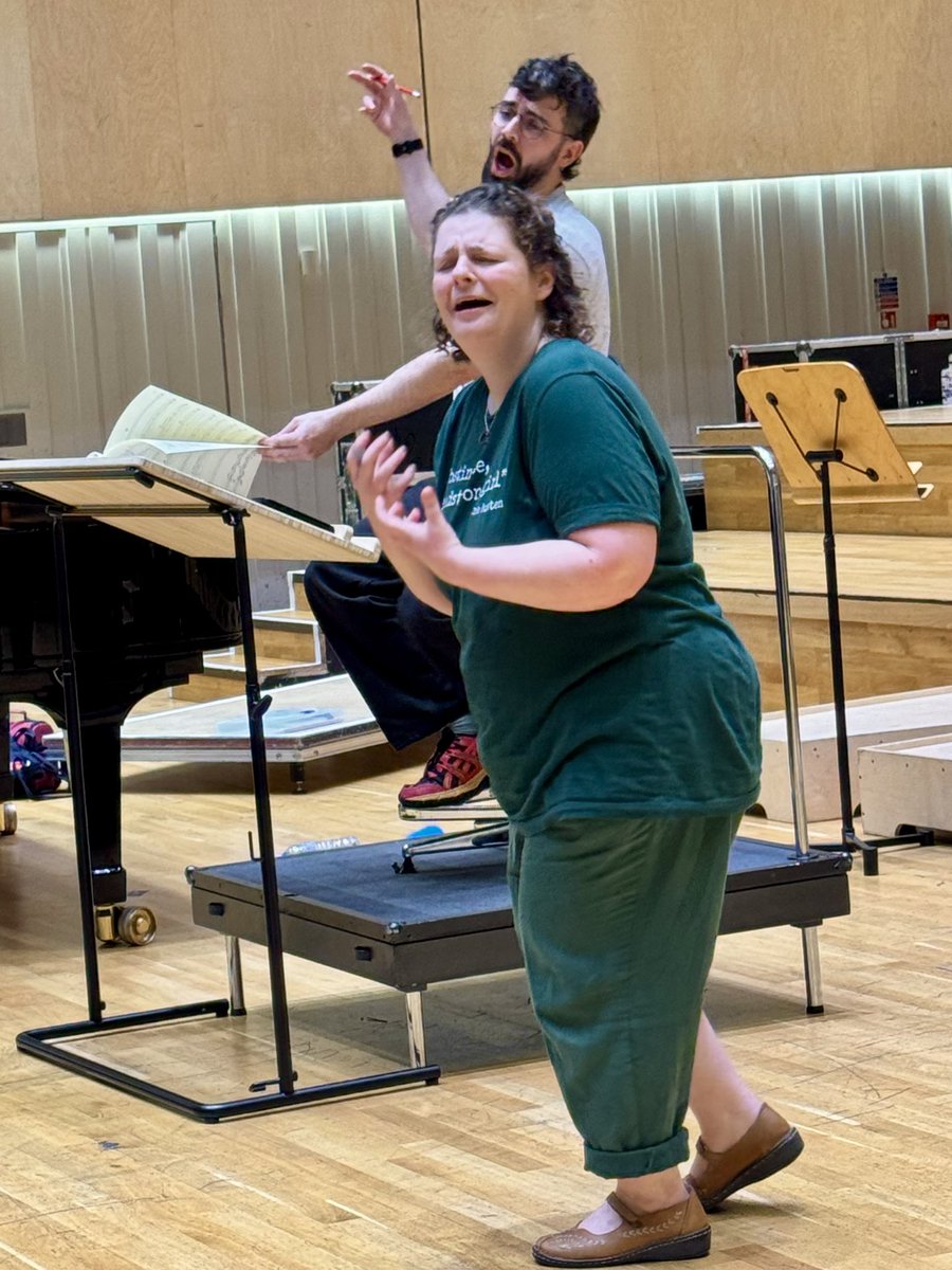 RSNO Chorus (@rsnochorus) on Twitter photo Fantastic afternoon rehearsing <a href="/dovecomposer/">Jonathan Dove</a>’s concert opera, Uprising, with Chorus Academy Glasgow, and RSNO Youth Chorus.
World premiere at <a href="/glyndebourne/">Glyndebourne</a> in February, with Scottish premier late March with <a href="/RSNO/">Royal Scottish National Orchestra</a> <a href="/EllieSlorach/">Ellie Slorach</a>. Not to be missed 🙌🏼🎶❤️
rsno.org.uk/liveevent/upri… Fantastic afternoon rehearsing <a href="/dovecomposer/">Jonathan Dove</a>’s concert opera, Uprising, with Chorus Academy Glasgow, and RSNO Youth Chorus.
World premiere at <a href="/glyndebourne/">Glyndebourne</a> in February, with Scottish premier late March with <a href="/RSNO/">Royal Scottish National Orchestra</a> <a href="/EllieSlorach/">Ellie Slorach</a>. Not to be missed 🙌🏼🎶❤️
rsno.org.uk/liveevent/upri…