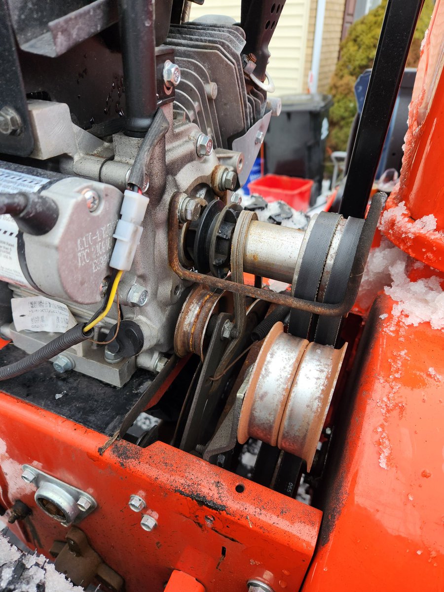 shadowwolf02's tweet photo. Went over to the station to clean off the utility truck, ended up going in service to clean pawpaw and meemaw sidewalks throughout the city with a MICU. Snowblower decided to protest by shooting a belt off. Got it reinstalled AFTER all the work was done. Could've used this! 🤪 https://t.co/1BtspdibS1
