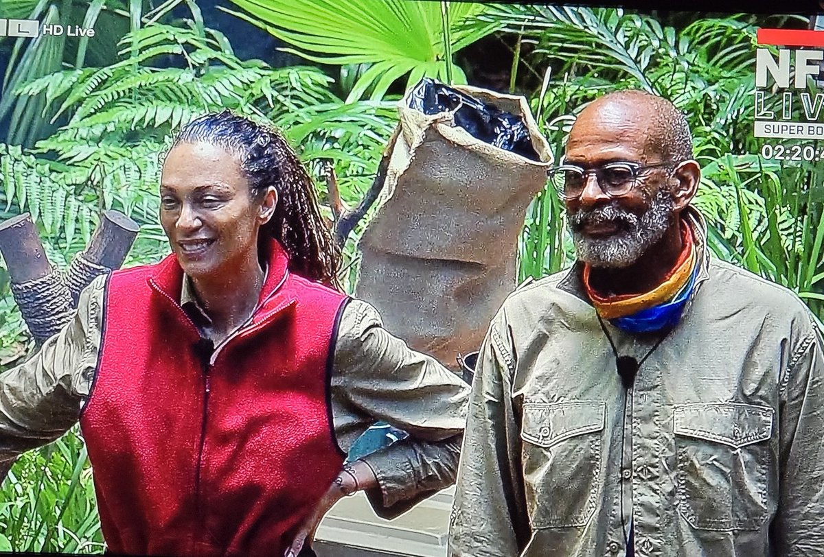 Stolze Eltern schicken ihr Kind in die Dschungelprüfung.
#IBES #IBES2025