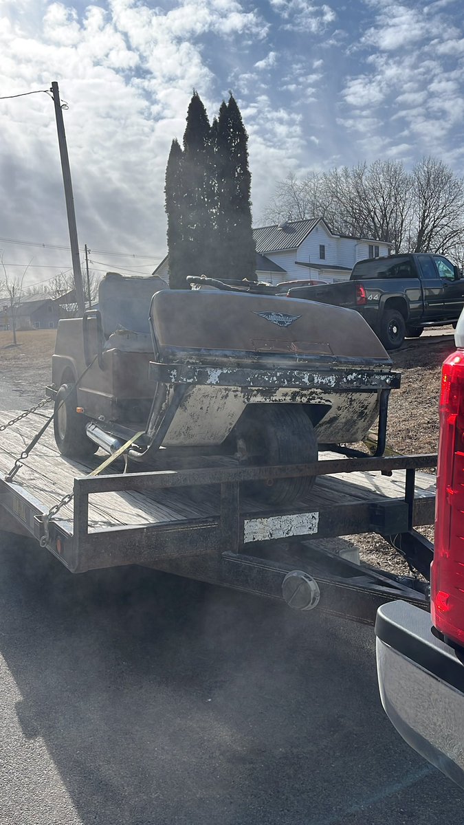 $auce Neuzil tweet media