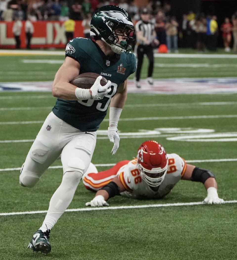 PhilaFanCentral's tweet image. They really let Howie Roseman draft Cooper DeJean in the 2nd round