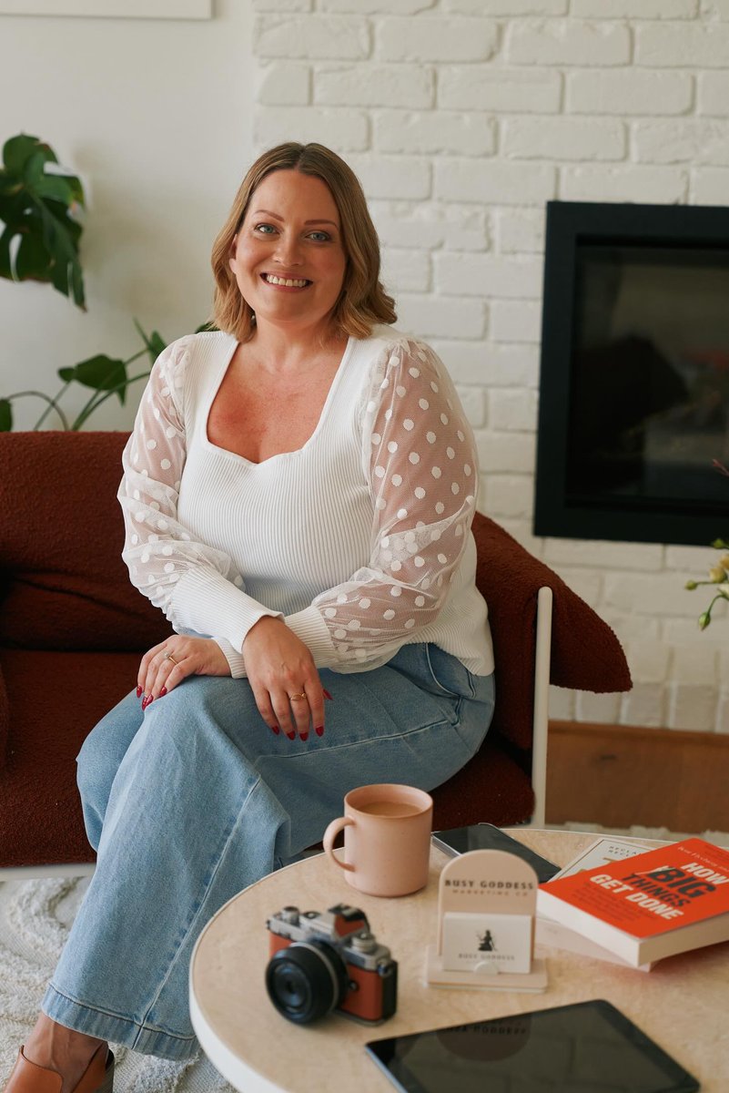 ausmumpreneur's tweet image. #AusMumBlog &quot;Surround yourself in a circle of trust, advocates, mentors, and ensure you are still always learning and developing through your journey.&quot; — Natasha Panetta, Busy Goddess Marketing Co

Read more: ausmumpreneur.com/2024-ausmumpre…

#AusMum24 #blogfeature #blogpostoftheday