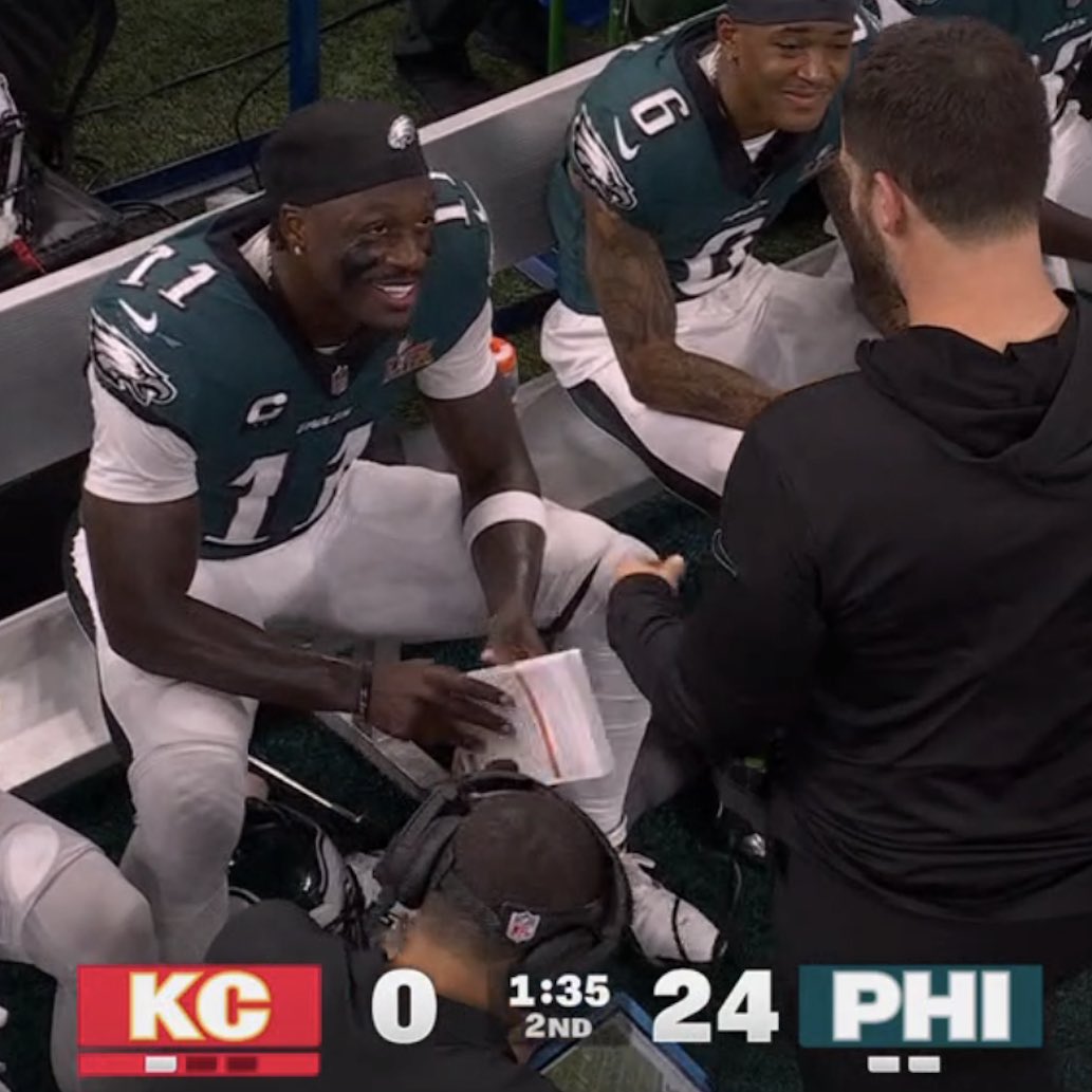 BleacherReport's tweet image. INNER EXCELLENCE. 📖