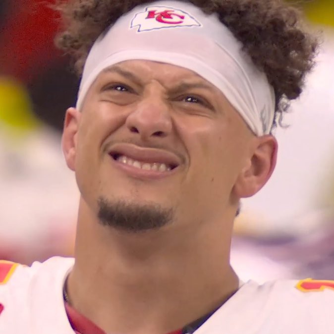 BleacherReport's tweet image. Patrick Mahomes at the half 😑

6/14
33 YDS
0 TD
2 INT (1 pick-six)

Down 24-0 😬
