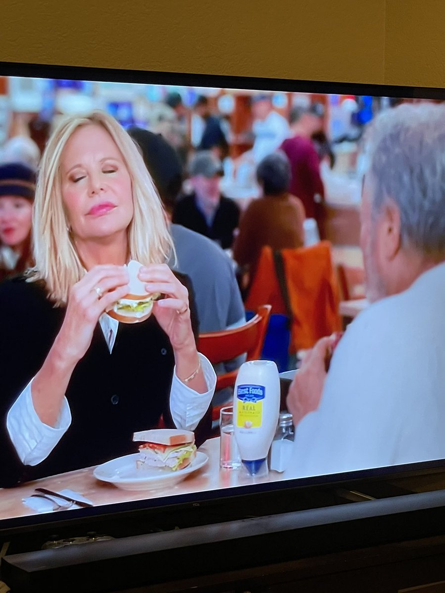 You had me at when Harry Met Sally. 👏🏼❤️Love it! #superbowlcommercials <a href="/Hellmanns/">Hellmann's Mayonnaise</a>