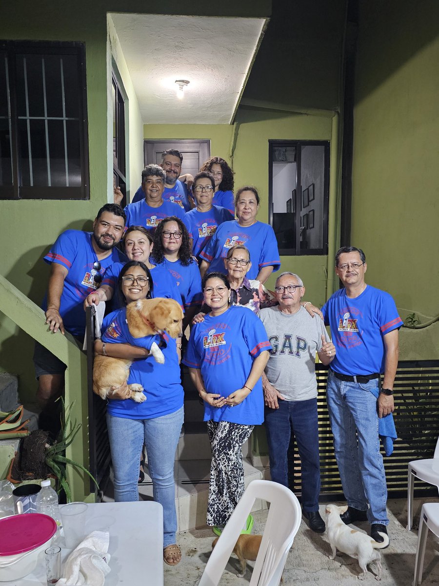 RocoyTati's tweet photo. #SBxFSMX #SuperBowl #FamiliaUnida #CarnesAsadas #Coatzacoalcos #Veracruz #Mexico https://t.co/2aMVQUdP3p