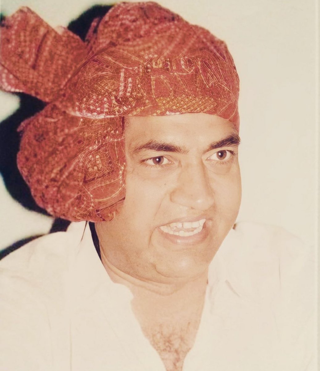 राजस्थान की राजनीति और राजेश पायलट (२.) 

आज अगर सचिन पायलट जैसा नेता राजस्थान में है तो उस शाम की वजह से है, जब राजेश पायलट को भरतपुर चुनाव लड़ने के लिए भेजा गया। राजेश पायलट और उनकी पत्नी रमा के लिए भरतपुर एक नया इलाक़ा था और इसका नाम भी ठीक से उन्होंने नहीं सुना था। 

राजनीति