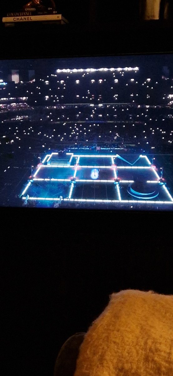 #SuperBowl worst half time show ever🤧🤧🤧