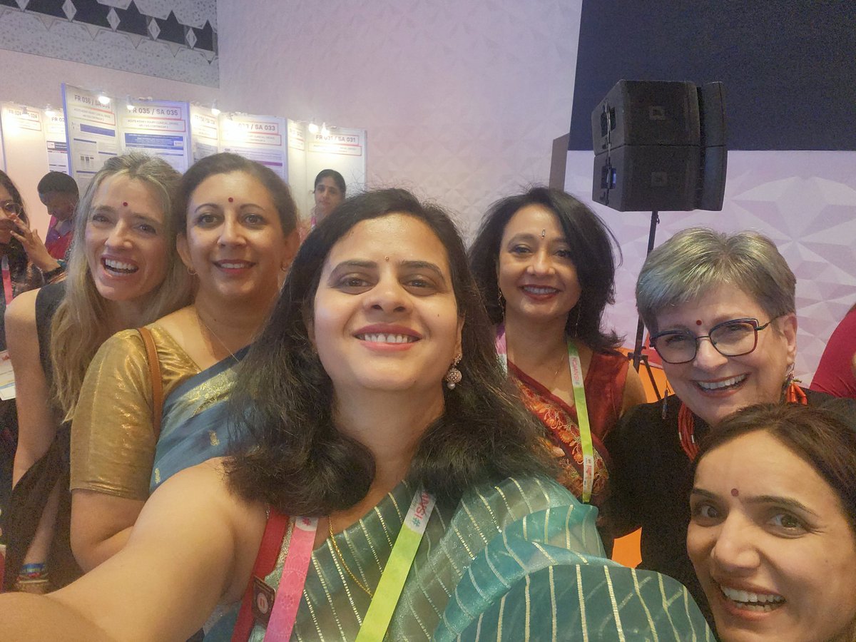 priti899's tweet image. 🌟&quot;Did you notice the amazing bindis and sarees on us?
💥 Loved capturing moments with some truly inspirational leaders! ✨📸 #PowerfulWomen #ConferenceStyle&quot;
#ISNWCN