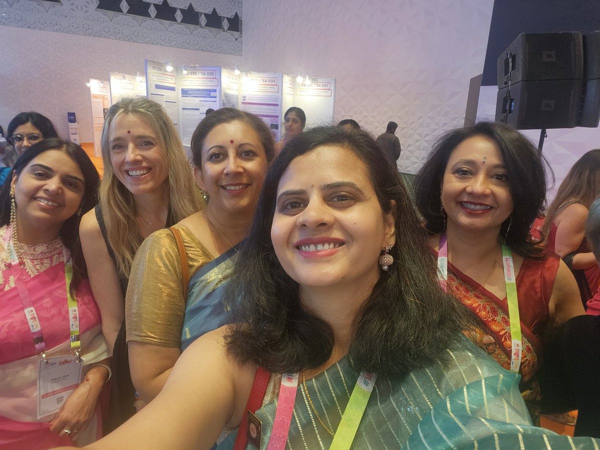 priti899's tweet image. 🌟&quot;Did you notice the amazing bindis and sarees on us?
💥 Loved capturing moments with some truly inspirational leaders! ✨📸 #PowerfulWomen #ConferenceStyle&quot;
#ISNWCN