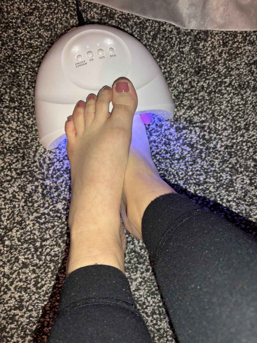 Ellababyox's tweet photo. Now selling feet pics 🦶🏻

Subscribe and put your request in 🤪

https://t.co/rblk9ojQn0 https://t.co/iZFwqGk7m0