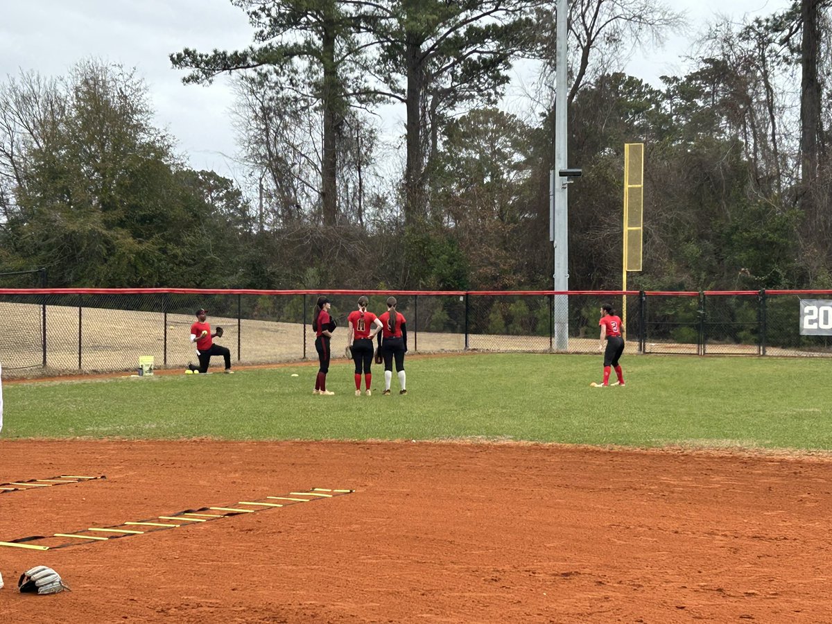 Firecrackers Medina/Miller (@firecrackersmm) on Twitter photo Great time knocking some rust off and getting together for a cookout Saturday. Best of luck to all our FC girls as they get ready to represent their communities during the school ball season 🧨🥎❤️
<a href="/Firecrackersinc/">Firecracker Softball</a> Great time knocking some rust off and getting together for a cookout Saturday. Best of luck to all our FC girls as they get ready to represent their communities during the school ball season 🧨🥎❤️
<a href="/Firecrackersinc/">Firecracker Softball</a>