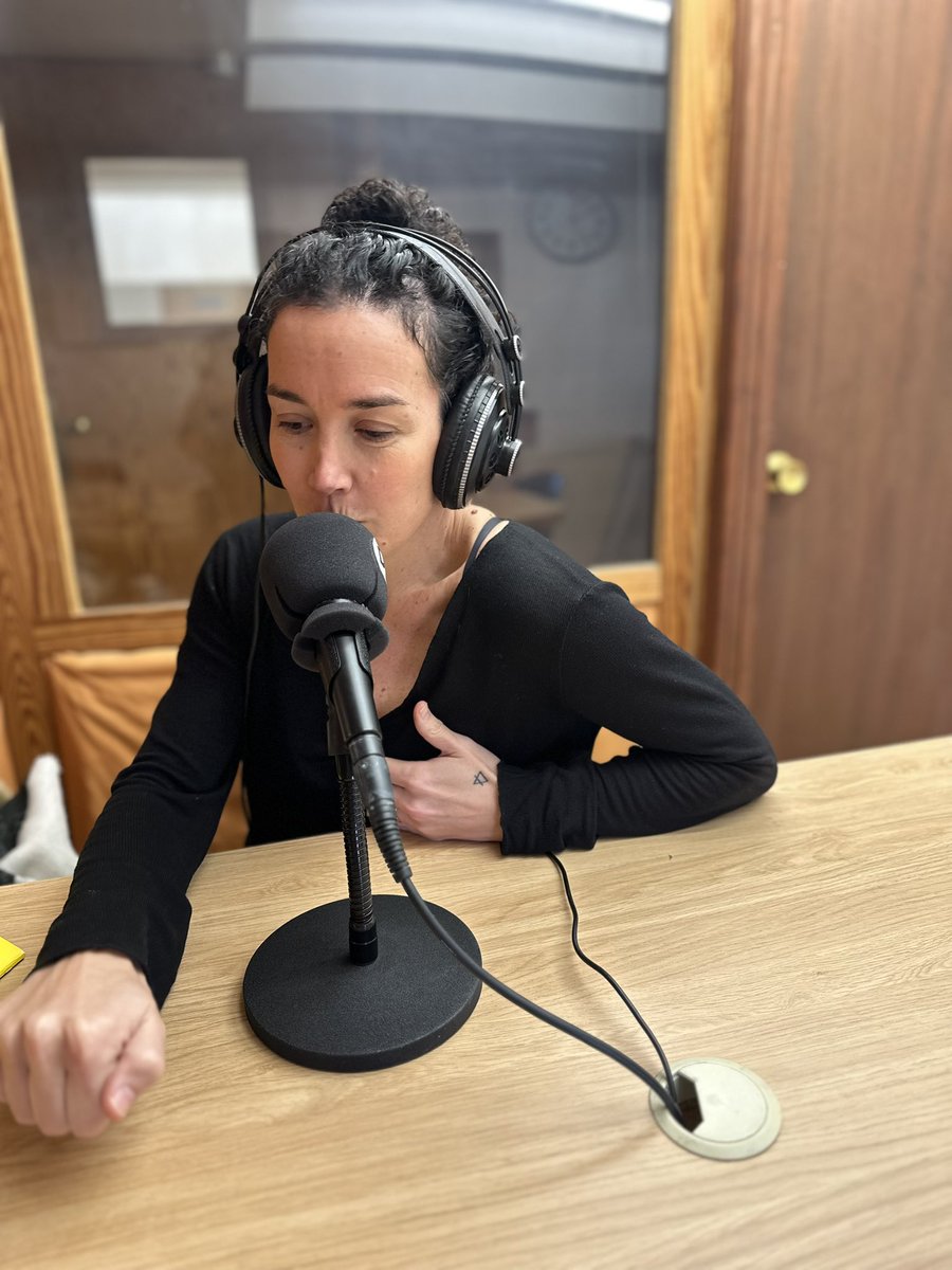 Los logros no son magia, son trabajo y dedicación. Valentina Palmero, nos cuenta su esfuerzo diario, su pasión, sensibilidad y fuerza para seguir nutriéndose del arte flamenco y compartirlo.
¡Dale al play y sumérgete en la magia del flamenco!
player.captivate.fm/episode/963ad7…