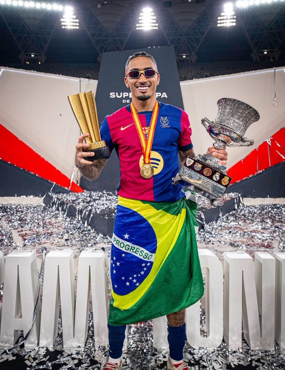 _BeFootball's tweet photo. 𝟰𝟬 𝗚/𝗔 𝗔𝗨 𝟵 𝗙𝗘𝗩𝗥𝗜𝗘𝗥 𝟮𝟬𝟮𝟱 🇧🇷🥵

Il est trop loooooin https://t.co/7di5UNdxD3