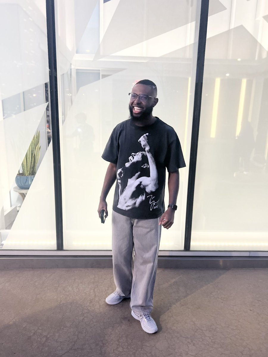 AyoRalphh's tweet image. self made, made to influence🛶 
28 years young today!