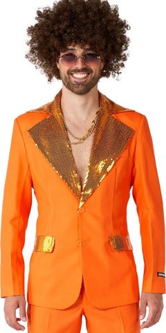 travis kelce rolling up to the game today: