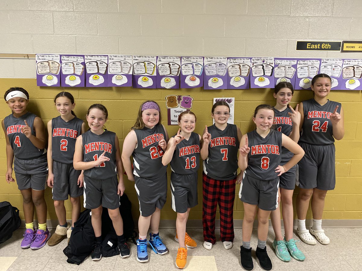 Congratulations ladies!!! 5th grade Honey Bucket Silver Bracket Champions!!! ❤️🏀❤️