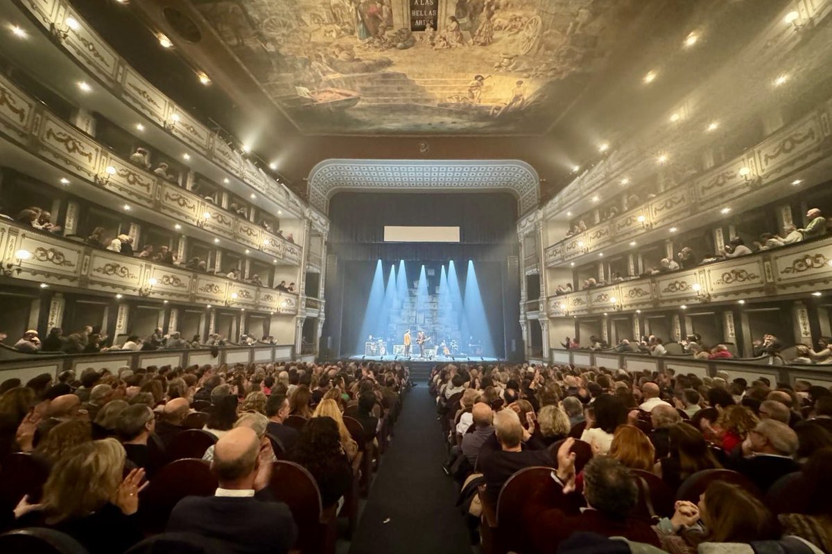 Segundo día de emociones en el Teatro Cervantes de Málaga. Gracias!!!