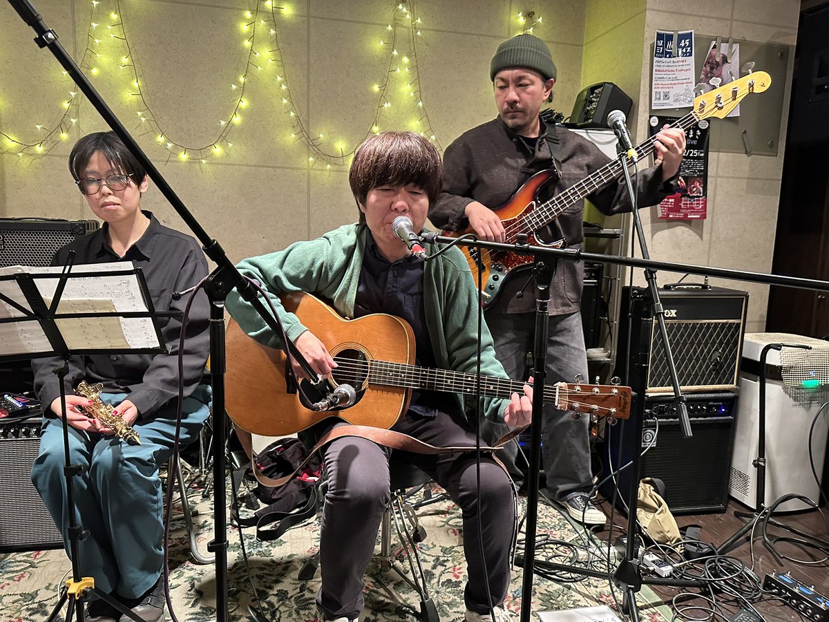 n_pro_spectator's tweet photo. 昨日は、#西荻窪 #ジジアナベル で #ity's のライブで行ったが、対バンもすばらしかったね！
ただ、押したこともあって22時を過ぎてしまったため、余韻を味わえず帰ることになったのはマイナスかな。 https://t.co/GobzIoT8ea