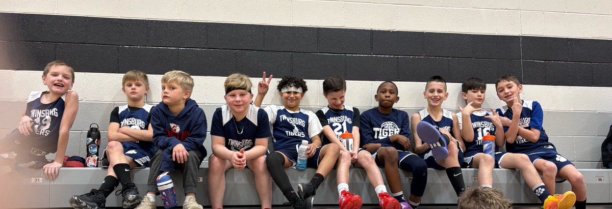 Our Twinsburg 3rd grade boys travel team fought their way through the Silver Bracket, but lost a hard fought battle to Nordonia in the championship game to take runners up in the Big Leaf Honey Bucket Tournament. Great job boys on another awesome weekend of basketball growth!