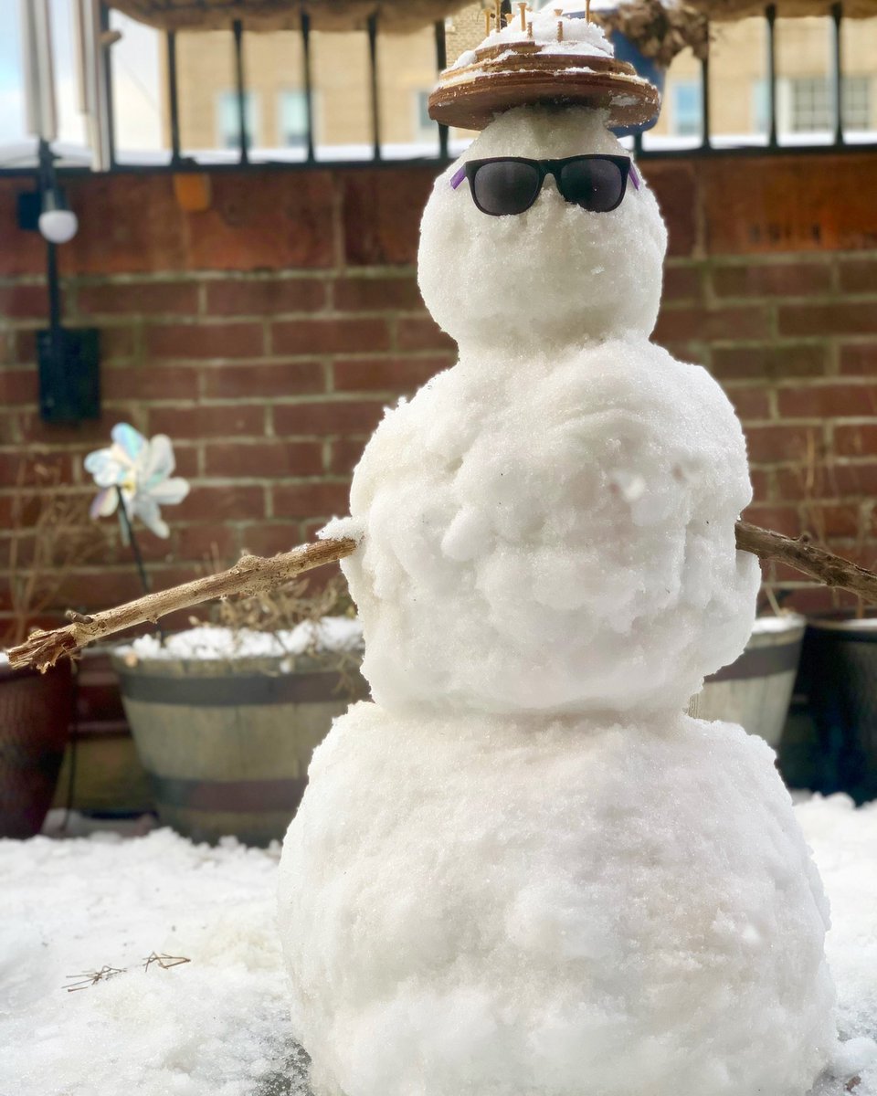 Today on the terrace. ❄️ #brooklyn #snowman