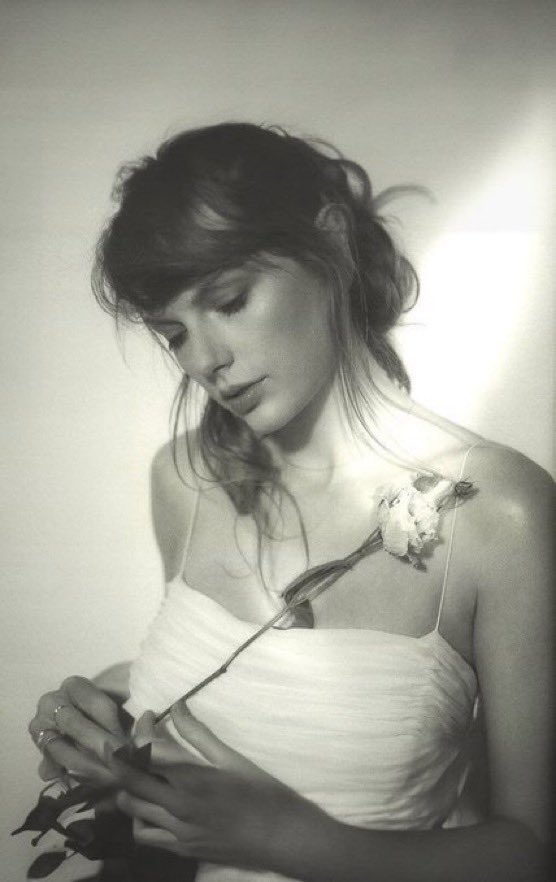 wowthatsrnb's tweet image. The Weeknd’s ‘Hurry Up Tomorrow’ sells 490k first week and marks the biggest sales week for any album on the Billboard 200 since Taylor Swift’s ‘The Tortured Poets Department’. 🔥🔥