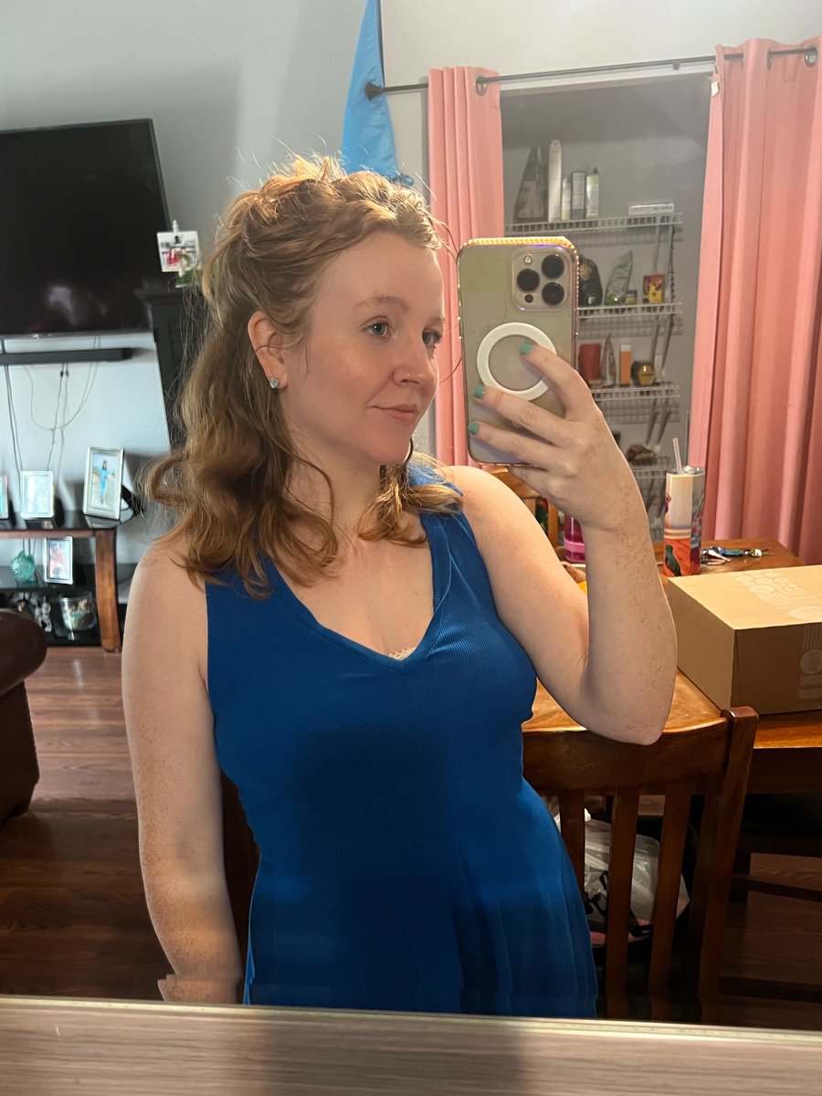 infinity crush 👠 tweet media