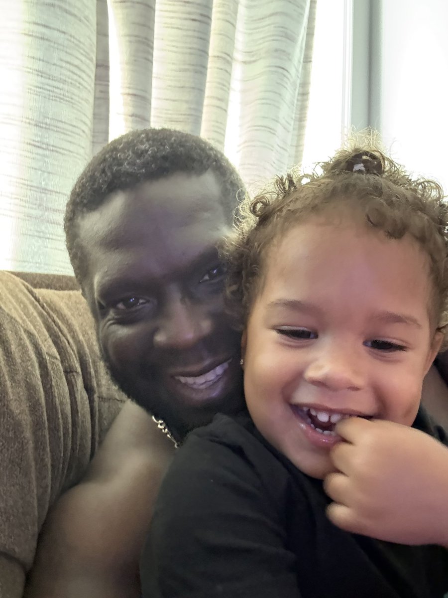 michaelcdixon83's tweet photo. My lil person..... https://t.co/RwV7a4DMGN
