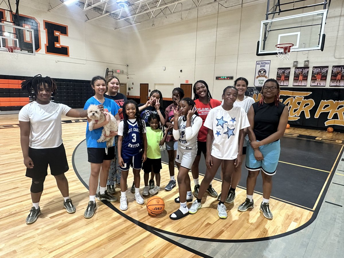 Had a GREAT practice in The Jungle yesterday gearing up for today’s bracket release. Excited to compete this week!

By the way, say hi to our “Team Mascot” - Gigi, The Maltipoo!
