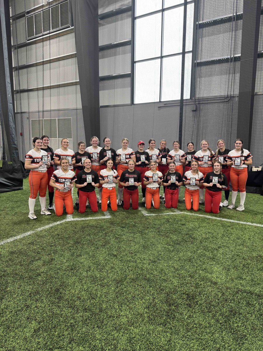 Louisville Lady Sluggers 2010 - Tramble tweet media