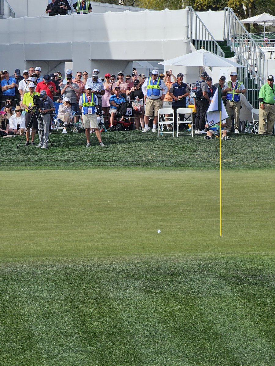 What a clutch shot from the Monday Q, Will Chandler <a href="/acaseofthegolf1/">Monday Q Info</a>