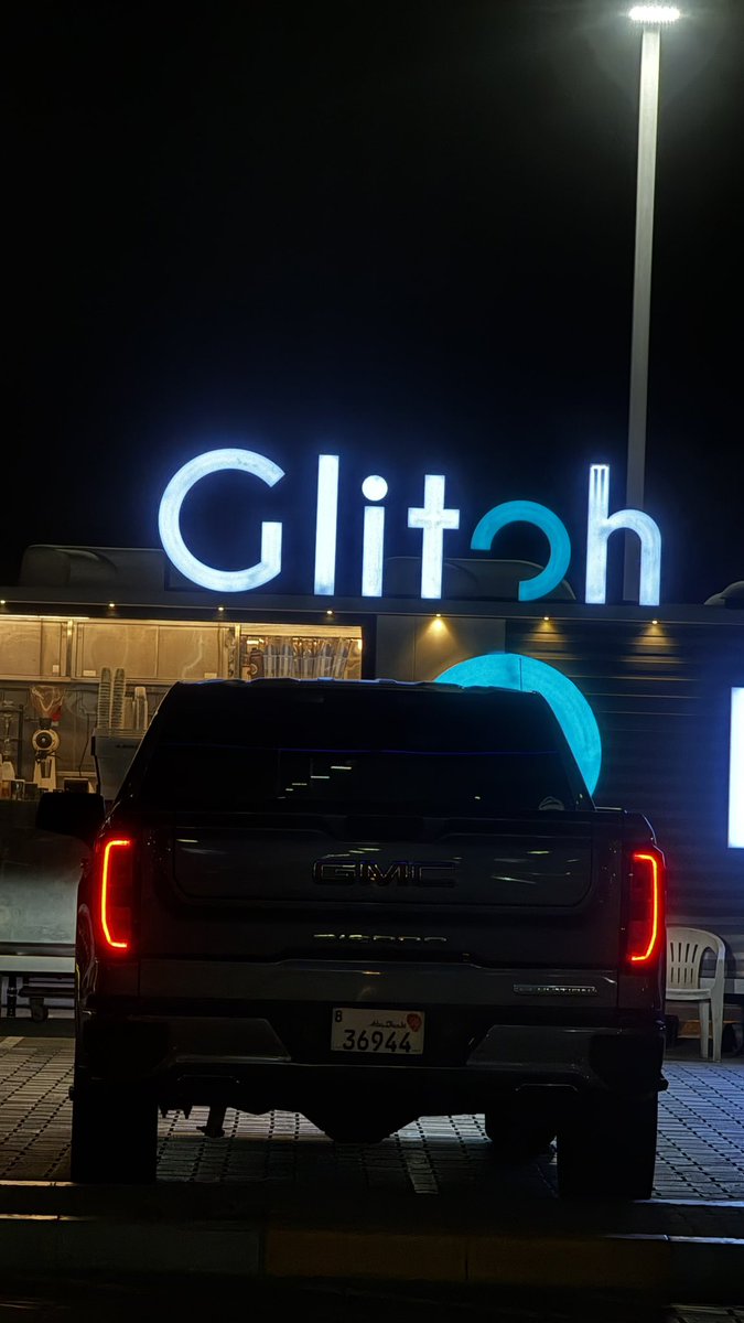 68v's tweet image. افتقدتك 💔
           وانت وحدك راس مالي

دوك عيني 🤌🏼
                من فراقك ماتنوم . .