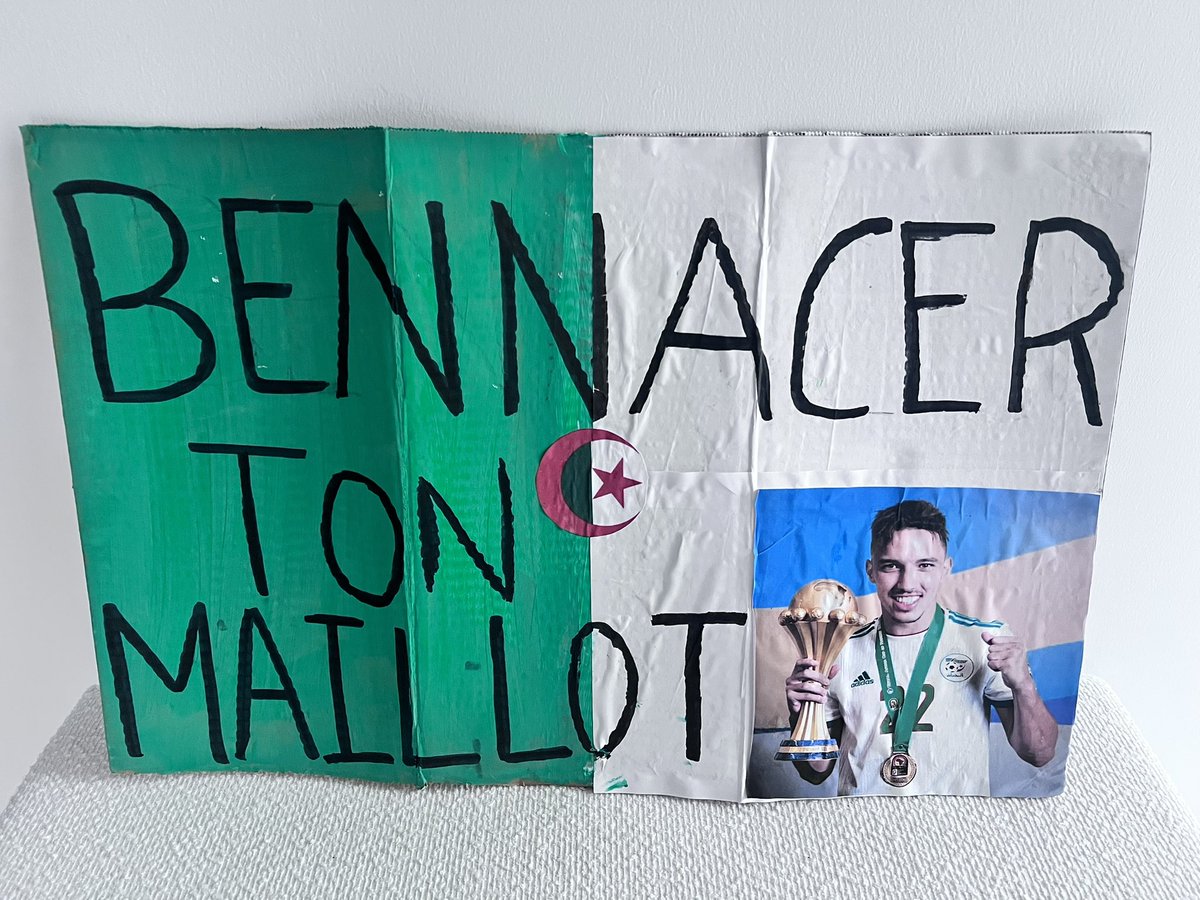 Burio__'s tweet photo. Gros match pour la première de #bennacer il va nous faire du bien pour la fin de saison 

Déçu de pas avoir eu son maillot j’espère la prochaine fois 

#SCOOM #bennacer #om #Ligue1 https://t.co/mO0LP06tCJ