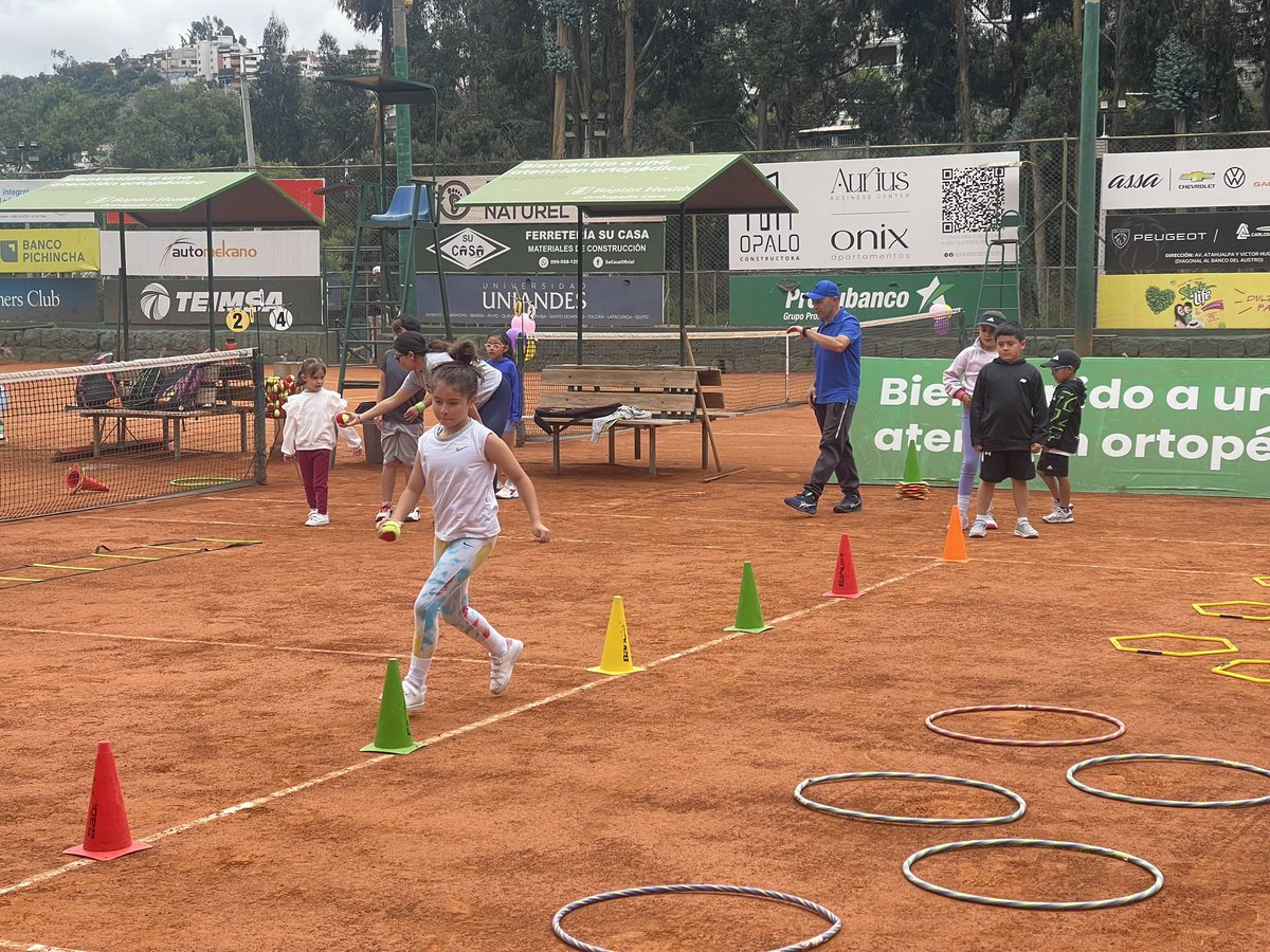 Queremos expresar nuestro orgullo y satisfacción por el progreso y logros de nuestros alumnos. Nuestro proyecto deportivo sigue creciendo y consolidándose, gracias al apoyo y confianza de nuestros alumnos, padres y colaboradores.

¡Seguimos adelante, fuertes y unidos!!!