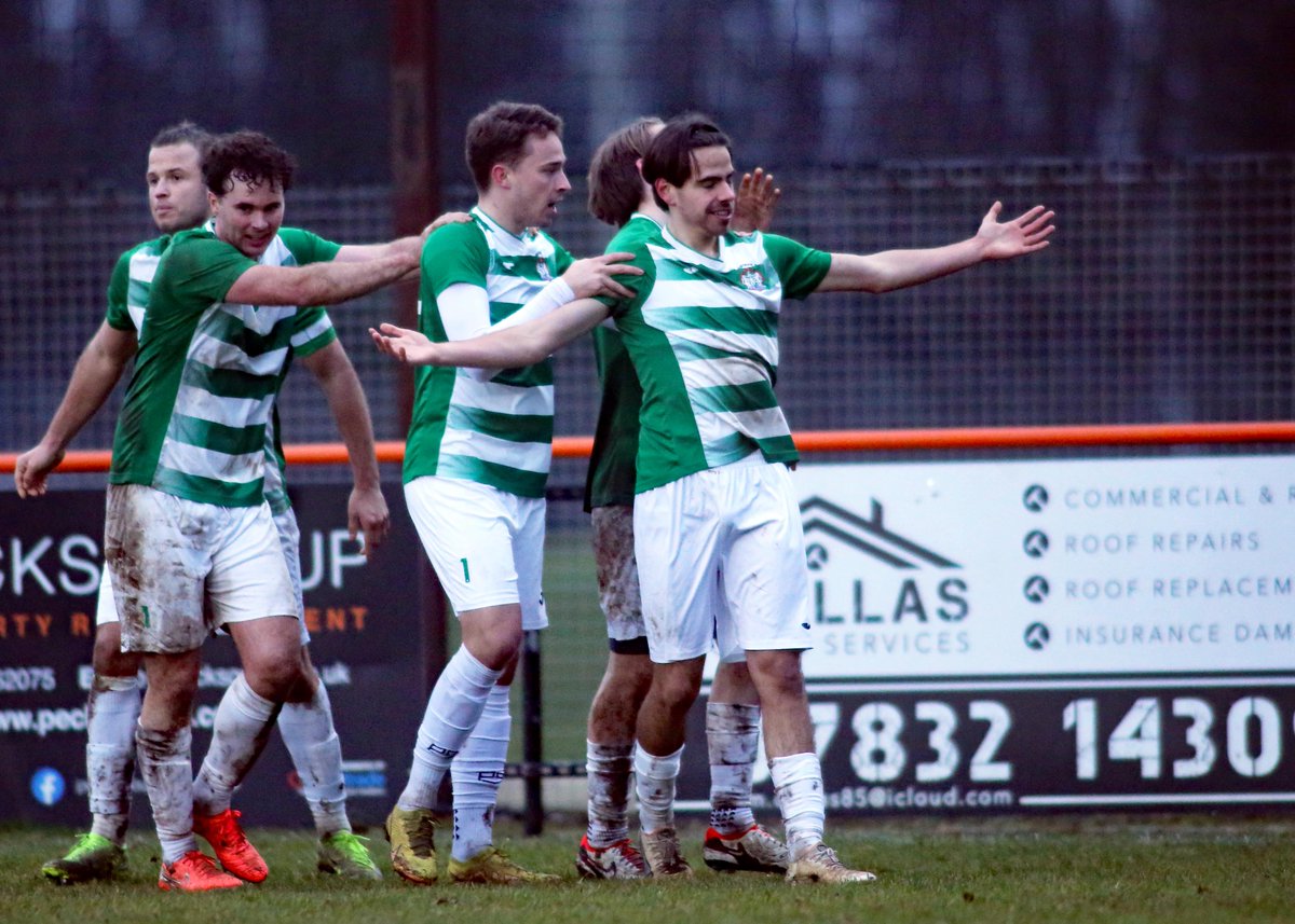 FB doesn't want to play tonight, so here are few more photos from the Hoops win at Lordswood on Saturday. Many more photos to follow soon.