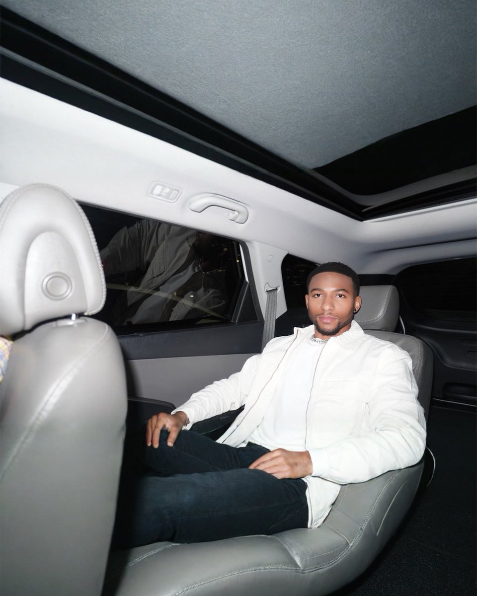 thatboykeyx's tweet image. Happy birthday to my fine self
