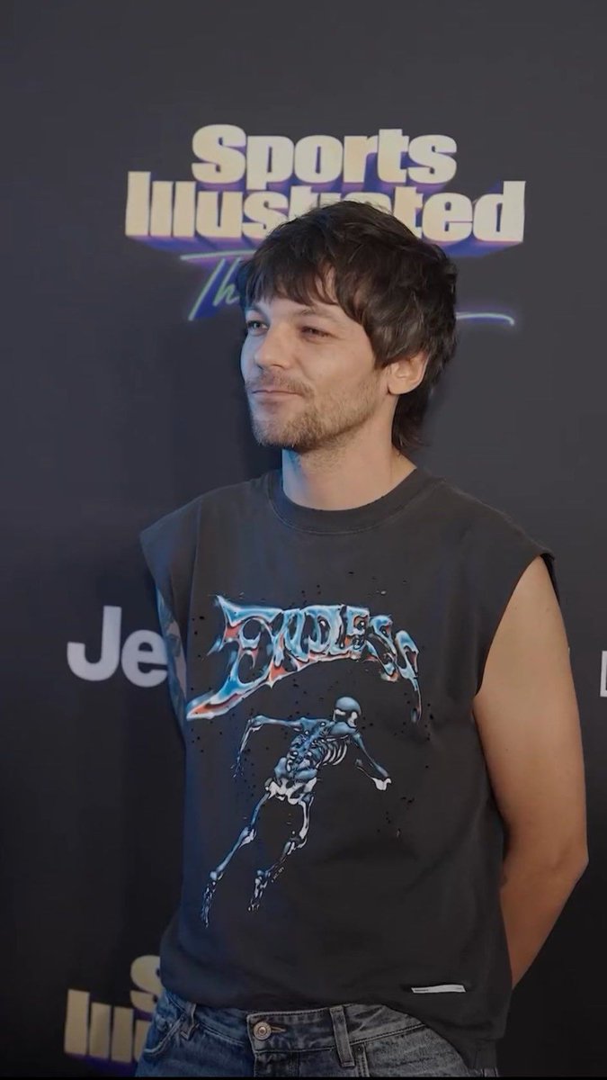 LouiesMedia's tweet photo. 🎥 | Louis at the Sports Illustrated 'Si The Party'!

© si_experiences https://t.co/pwOSv7L5wT