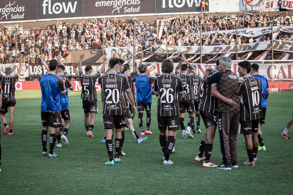 𝗨𝗻𝗶𝗱𝗼𝘀 𝗽𝗼𝗿 𝗹𝗼𝘀 𝗺𝗶𝘀𝗺𝗼𝘀 𝗰𝗼𝗹𝗼𝗿𝗲𝘀 🤎♾️

#VamosCalamares🦑