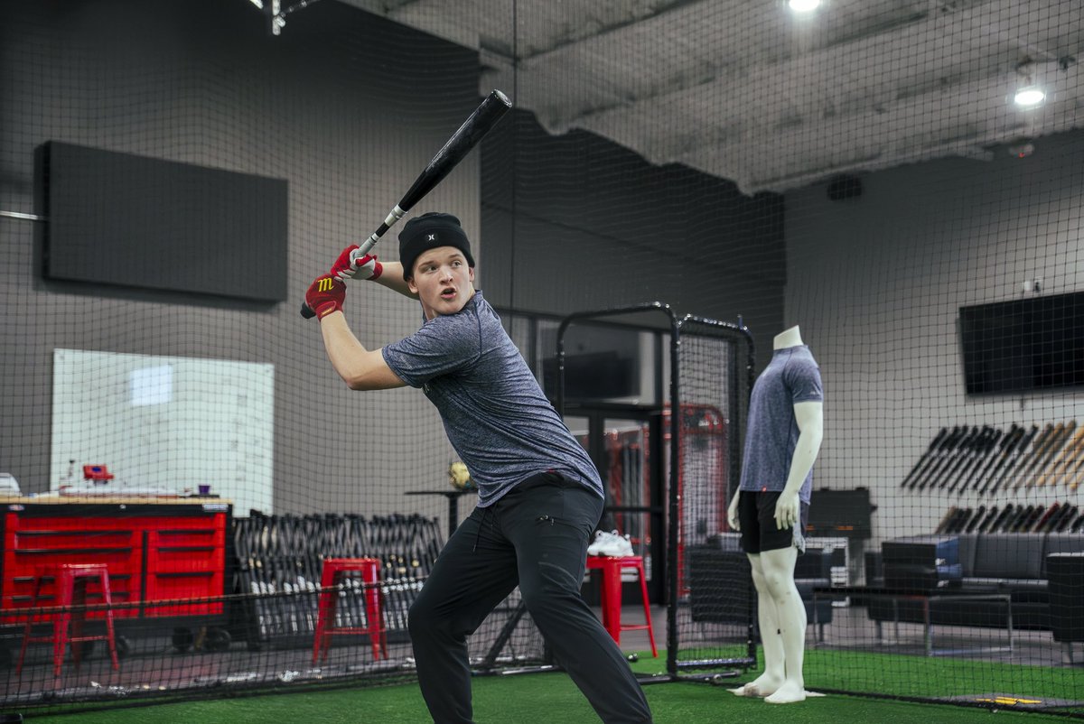 ColeBecker07's tweet image. Been putting a lot of work in this offseason. Really excited for season to start.