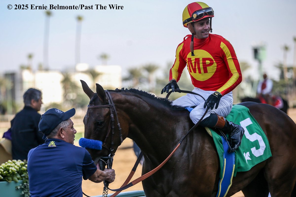 Ernie_Belmonte's tweet photo. Casalu takes the Sweet Life under Flavien Prat for Hall of Fame trainer Bob Baffert. https://t.co/0IDj4v8Vgy