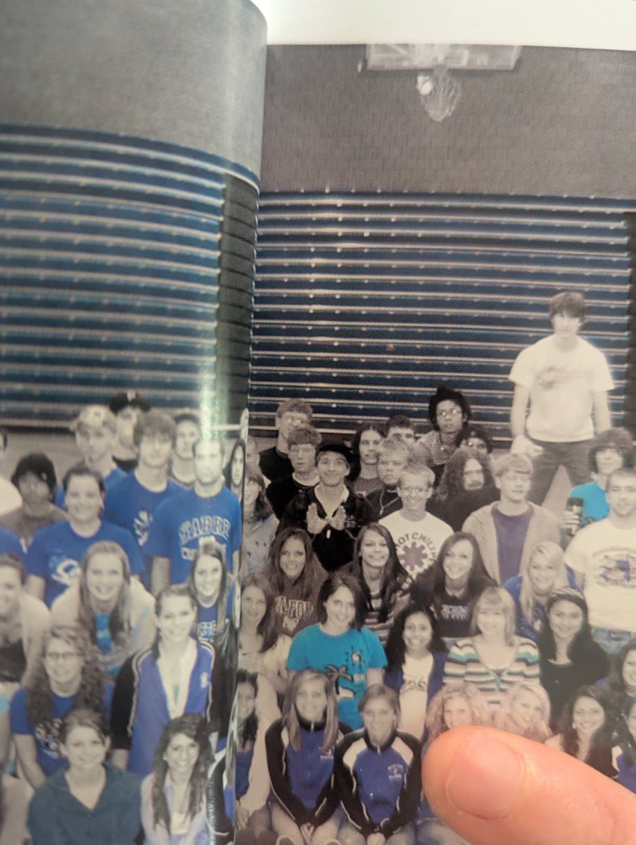 Just a young lad that knew Wu-Tang Clan ain’t nothing to fuck with
#WuTangIsForTheChildren