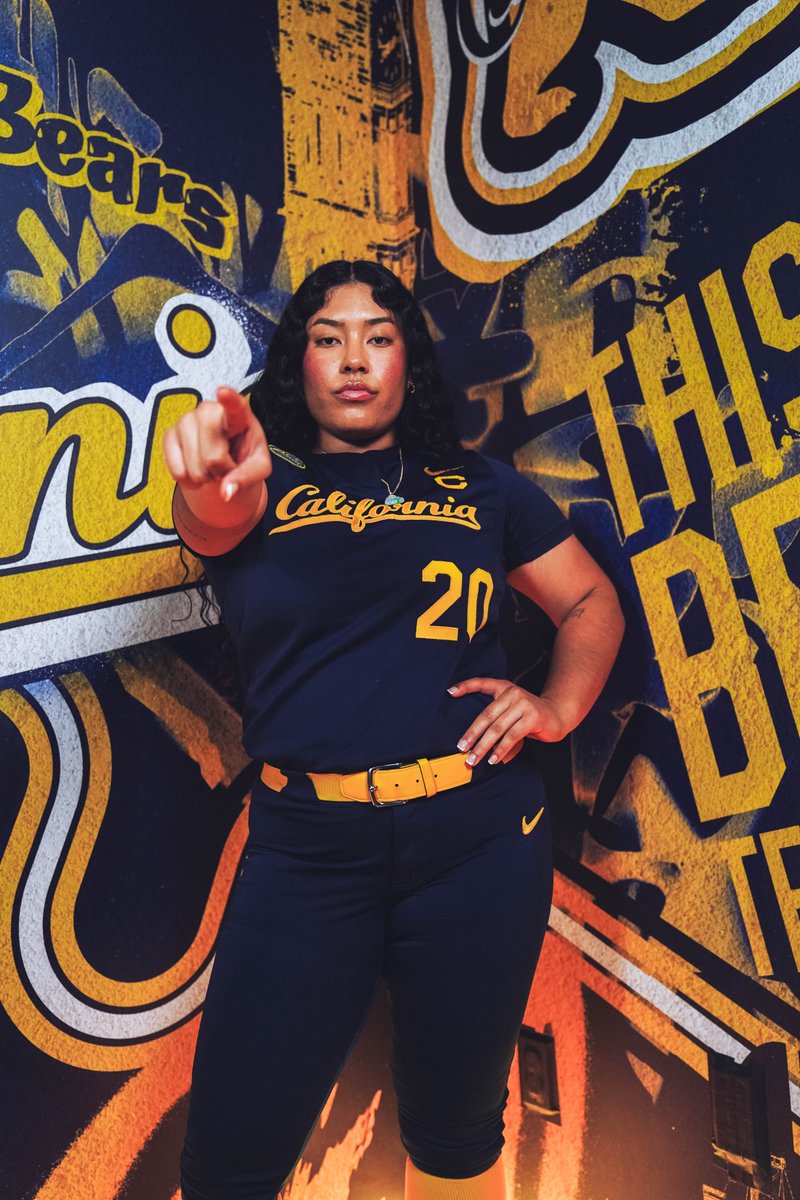 T3 | Bell slaps it up the middle to advance to second while two runners score! 

Cal - 2 | Arizona State - 0

#GoBears