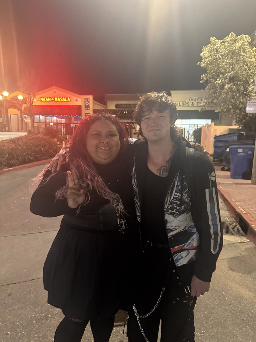 𝕲𝖗𝖆𝖛𝖊𝖞𝖆𝖗𝖉 𝕭𝖆𝖇𝖞 | 🖤#TsunamiSea🤍 tweet media