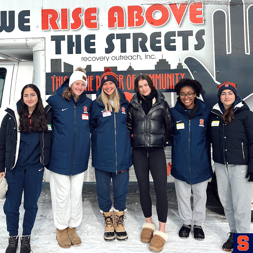 🍊We took advantage of the opportunity to volunteer with We Rise Above The Streets on Saturday. We helped distribute food and clothing to Syracuse residents in need. #WeRiseAboveTheStreets