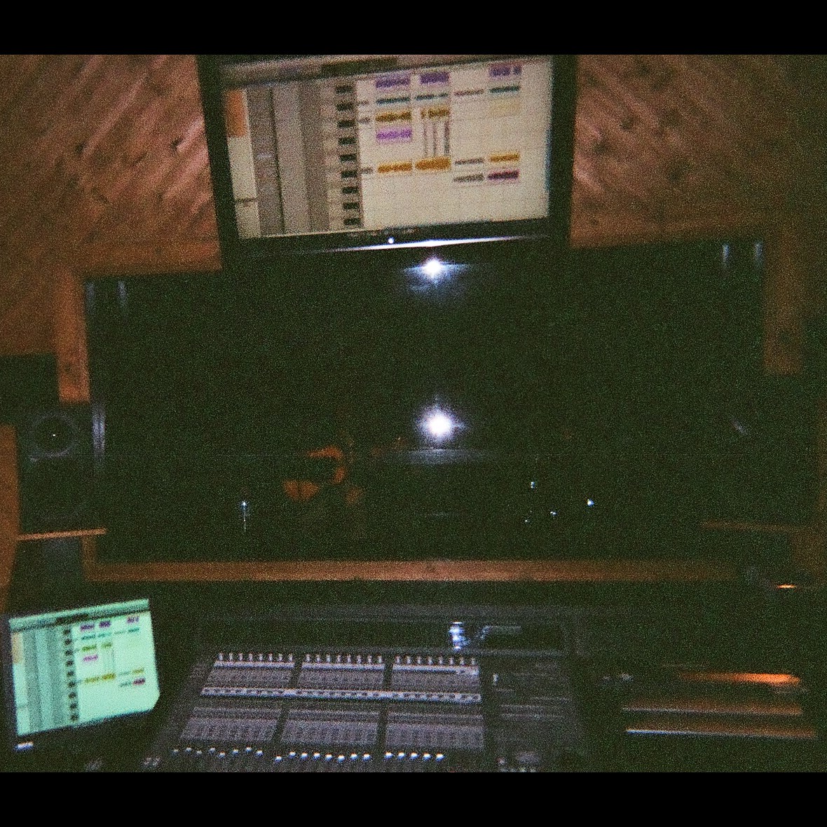 Music studio photos from my Starting Gun EP; really blessed with how the songs came out and recently got those songs mastered so you can find the new versions on my YT channel! #photos youtube.com/@samsmusichub